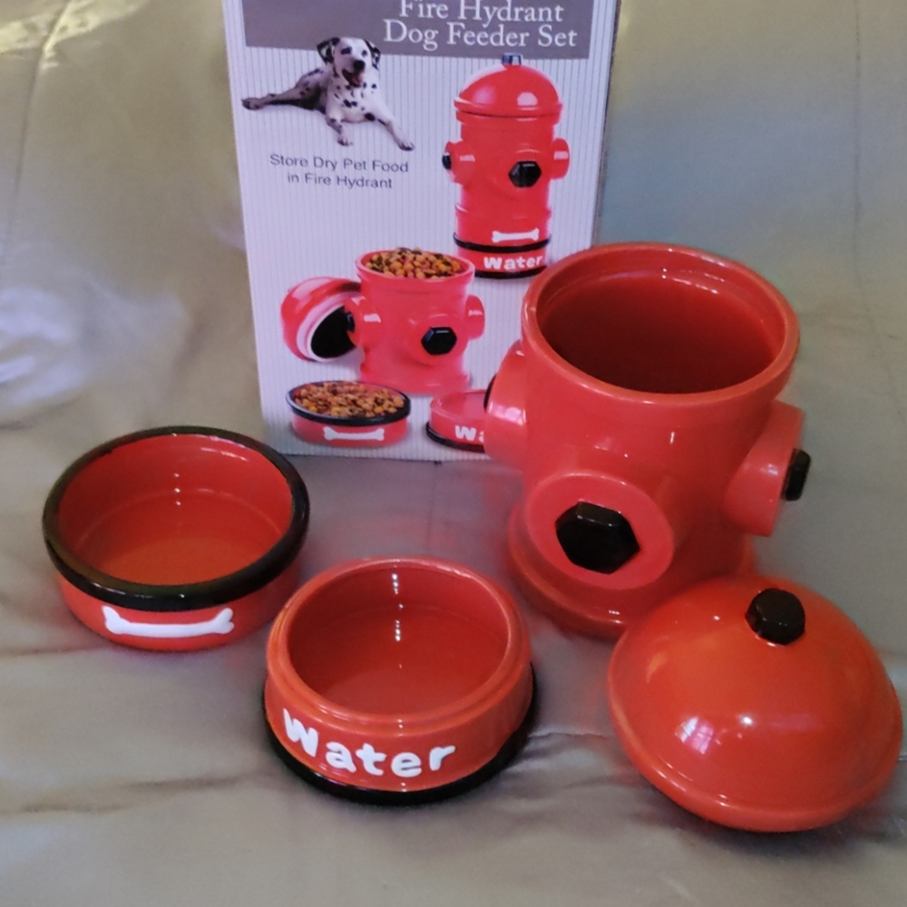 4pc Ceramic Fire Hydrant Dog Feeder Set